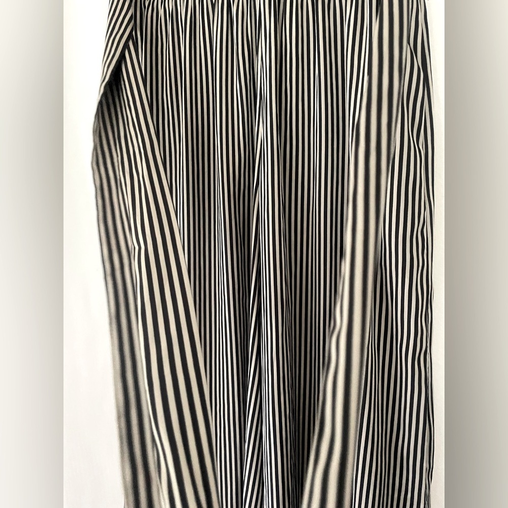 Striped Black and White pajama pants MUMU brand size medium - Picture 5 of 6